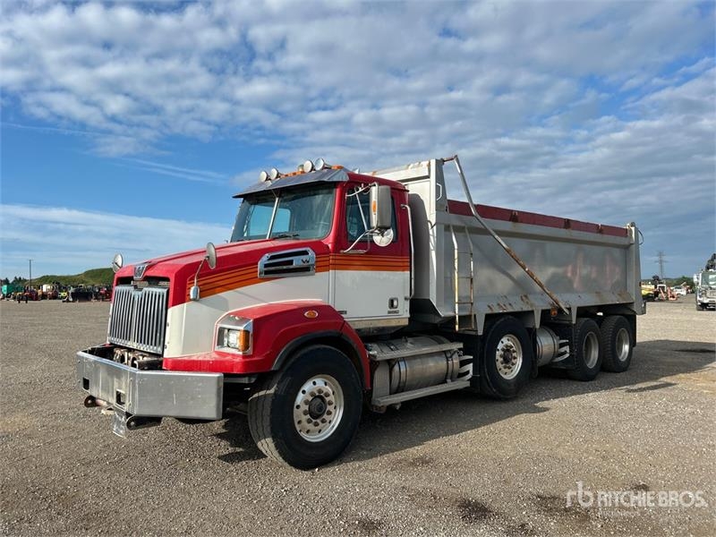 Western Star 4700
