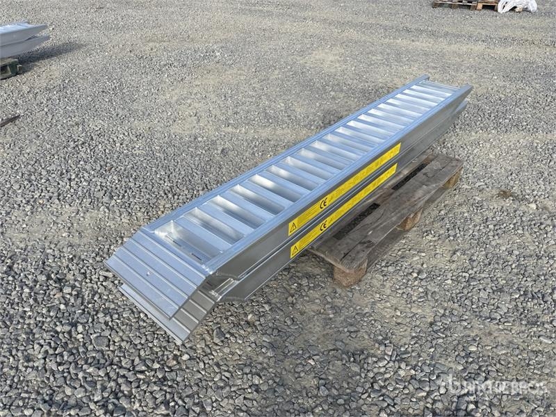 Palan et treuil 6 Ton Aluminum Loading Ramps (Unused) — occasion 2025