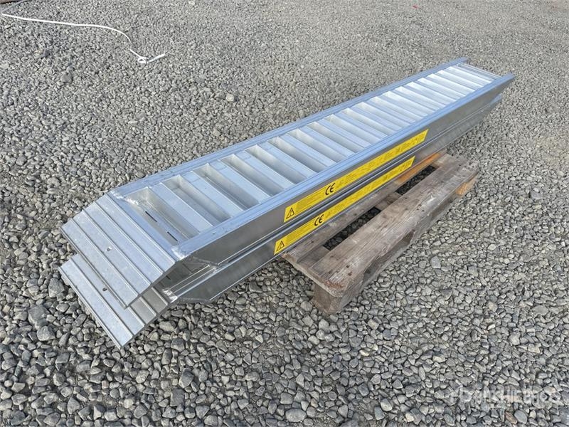 Palan et treuil 6 Ton Aluminum Loading Ramps (Unused) — occasion 2025