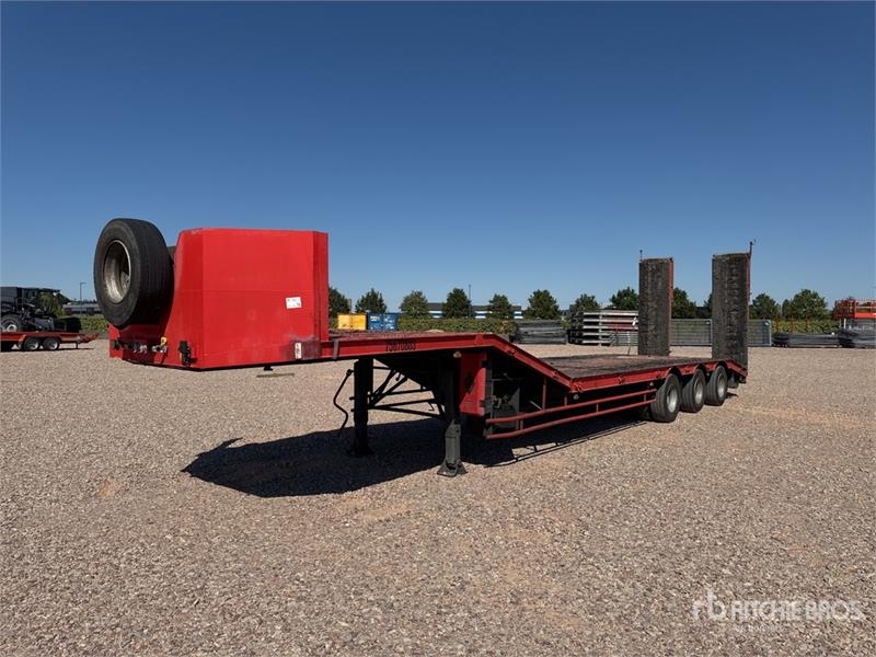 Actm S44315 Semi Remorque Porte Engin 3 Essieux Lowboy