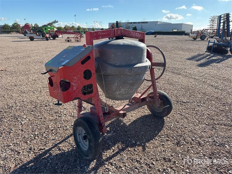 Bétonnière Altrad Betonniere Portable Concrete Mixer (Inoperable) — occasion
