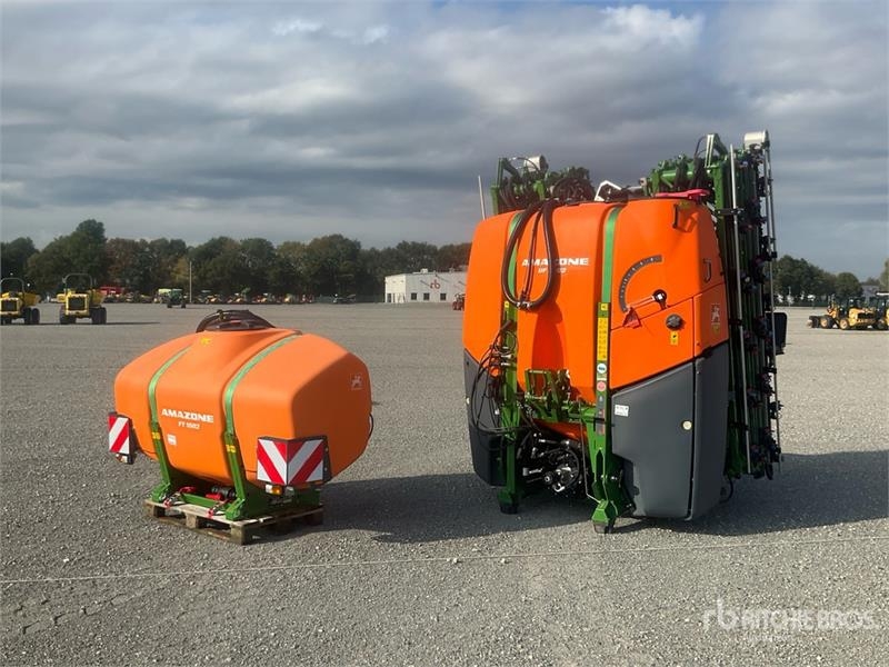 Pulvérisateur traîné Amazone UF2002 30 m 3-Point Hitch Sprayer — occasion 2023