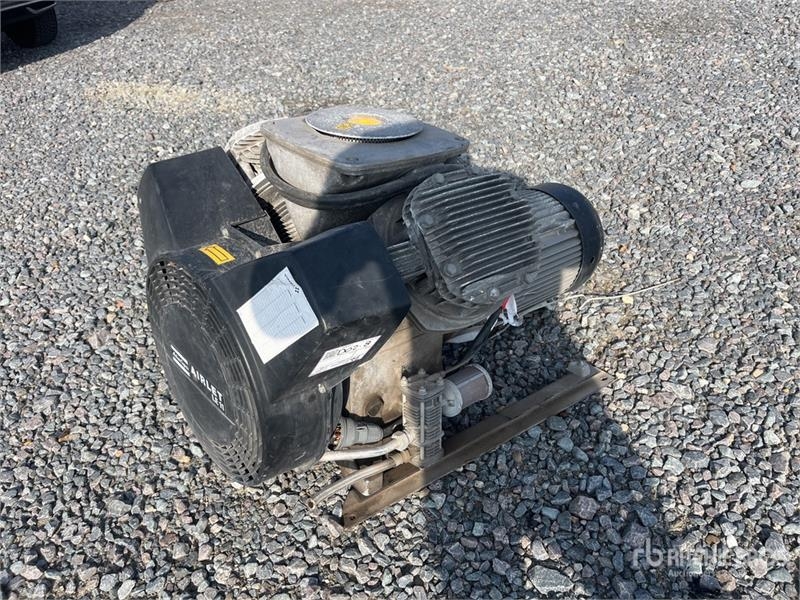 Compresseur Atlas Copco LE11 Air Compressor — occasion 1984