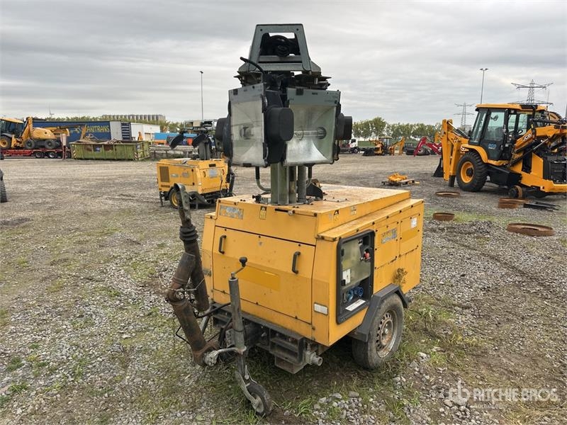 Tour d'éclairage Atlas Copco QLT H40 — occasion 2012
