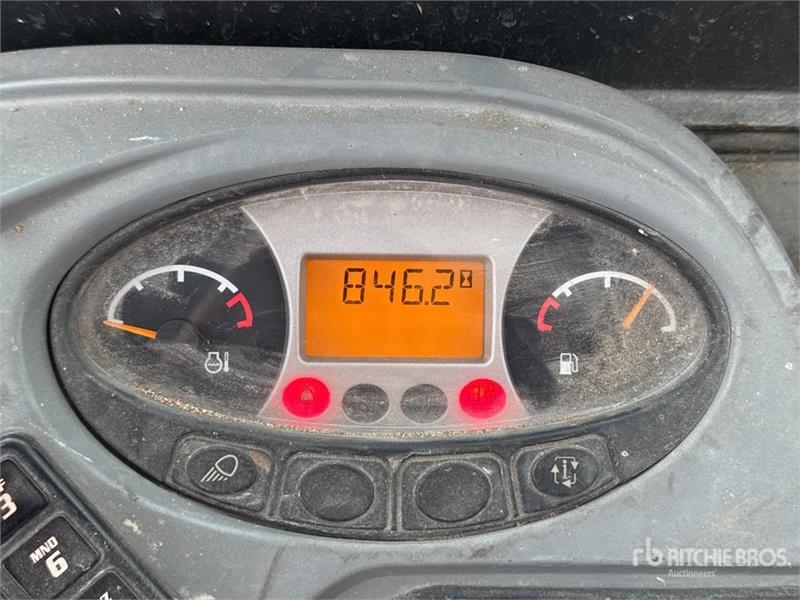 Mini-pelle Bobcat E17 — occasion 2020, 846 h