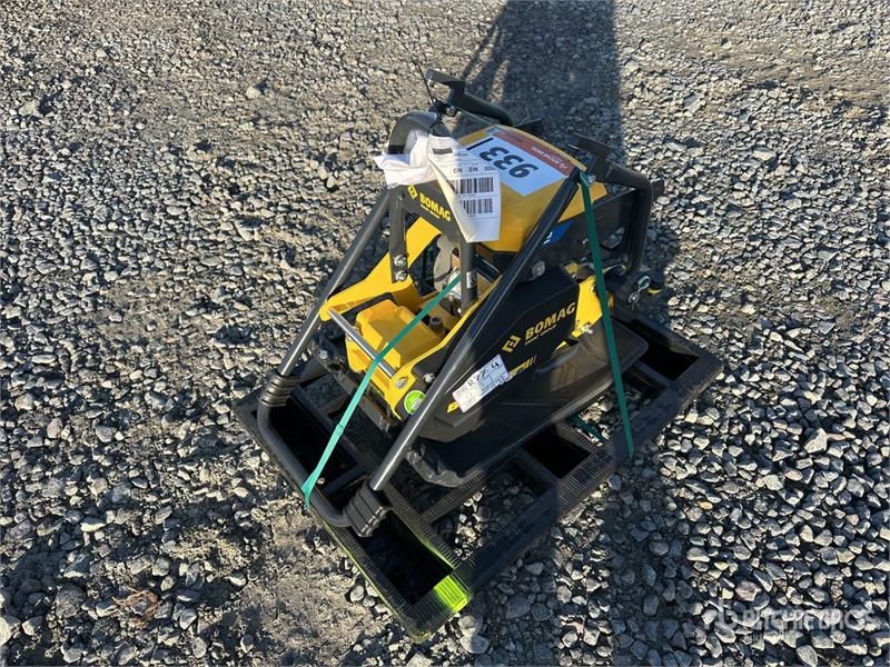 Plaque vibrante Bomag BP18/45 Vibratory Plate Compactor (Unused — occasion 2023