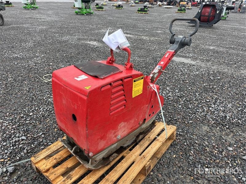 Plaque vibrante Bomag BPR55/65D Vibratory Plate Compactor — occasion 2020, 2 551 h