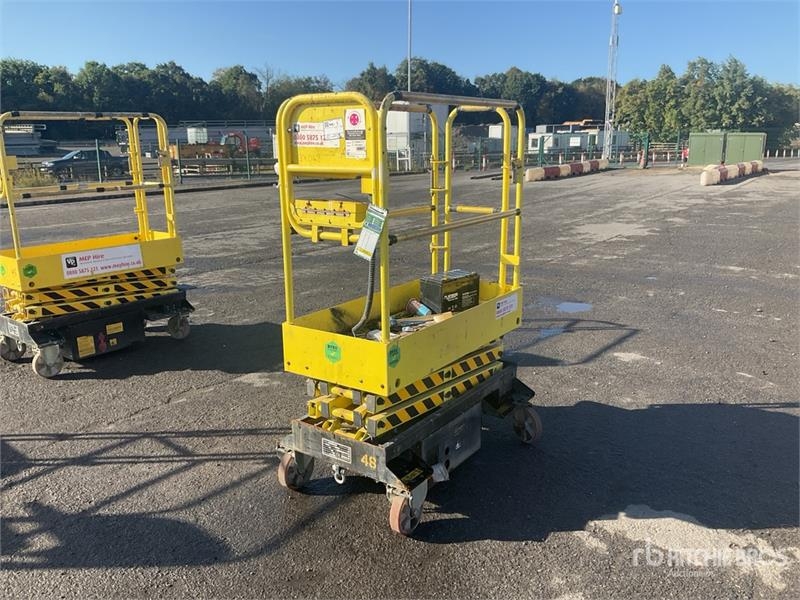 Boss X3X Electric Scissor Lift
