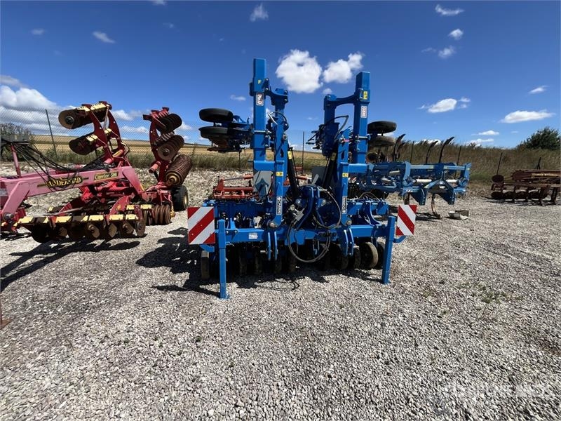 Carre Strip Till Inro