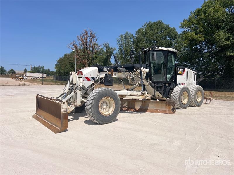 CAT 120M