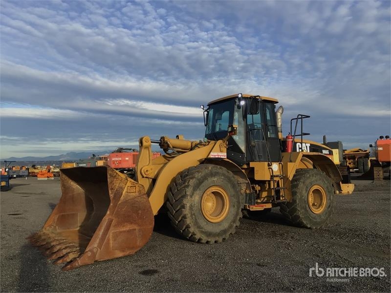 Chargeuse sur pneus Caterpillar 966G — occasion 2003, 35 253 h
