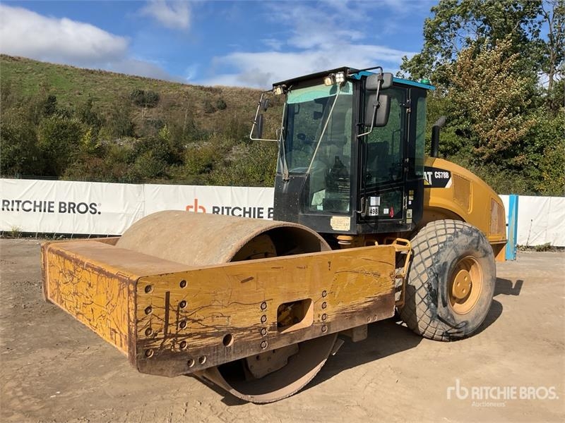 Rouleau monocylindre Caterpillar CS78B Smooth Drum Compactor — occasion 2017, 9 542 h