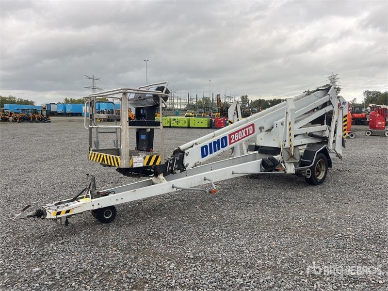 Nacelle tractable Dino 260XTD Towable (Inoperable) — occasion 2016