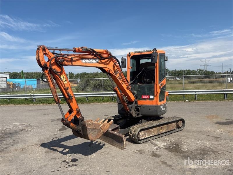 Doosan DX35Z
