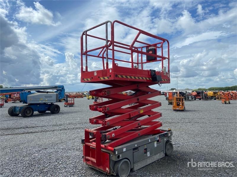 Electric Scissor Lift