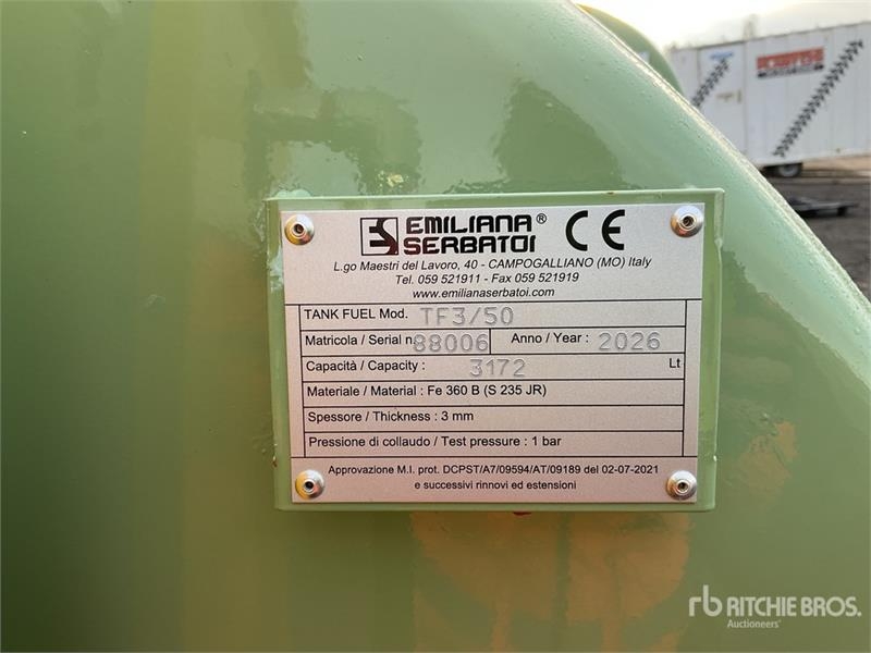 Réservoir de carburant Emiliana Serbatoi EU-TANK 3000 Skid Mounted Steel 3000 L Steel Stora — occasion 2026