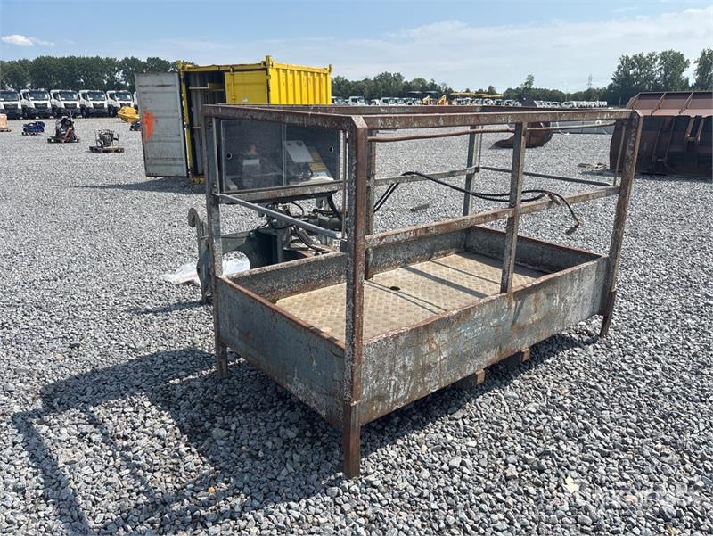 fits Dieci Pegasus 40.17 Telehandler Personnel Bas