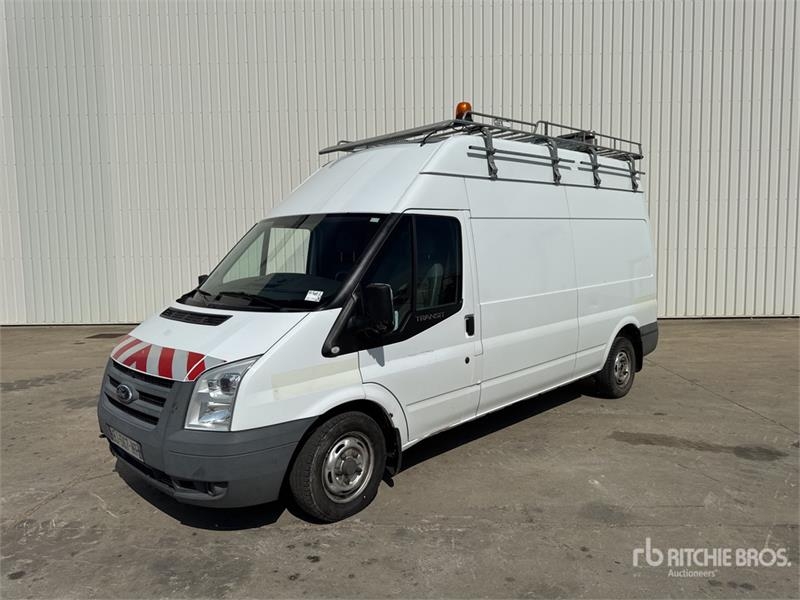Fourgon utilitaire Ford Transit — occasion 2011