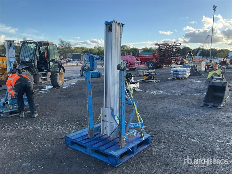 Palan et treuil Genie SLA-15 Material Hoist — occasion 2018