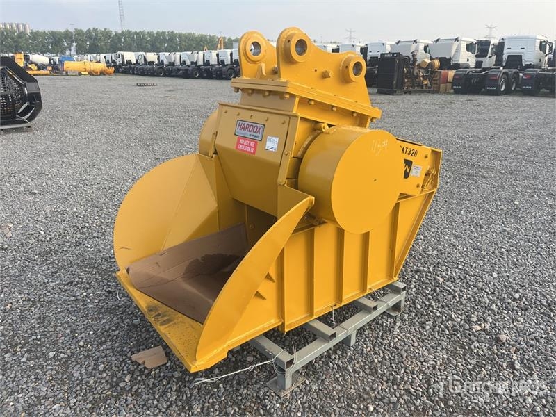 H&W BKT32034CRUSH 700 mm Excavator Crusher Bucket (Unu