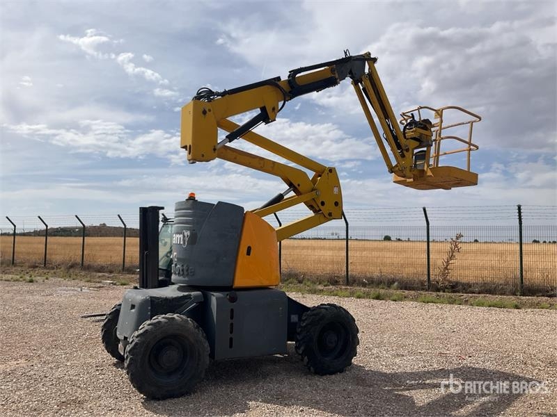 Nacelle articulée Haulotte HA12PX 4WD Diesel — occasion 2007, 4 846 h