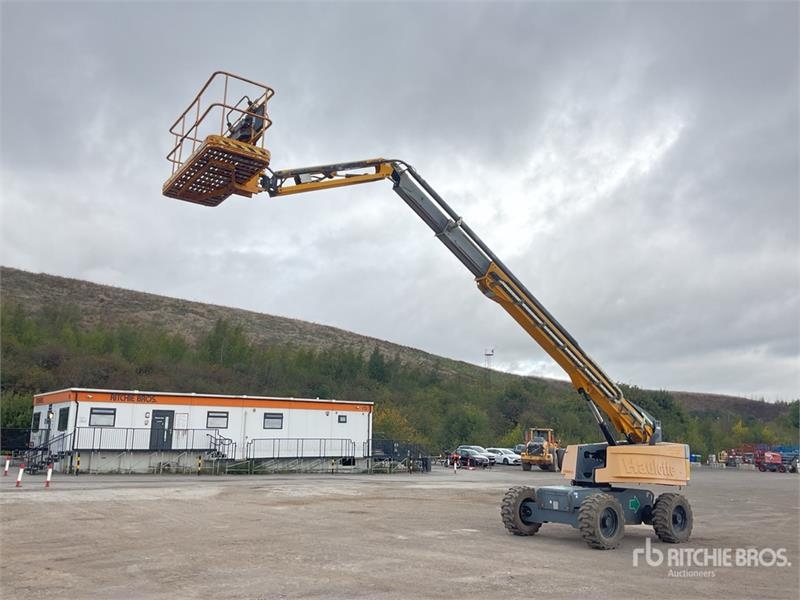Nacelle télescopique Haulotte HT23RT J 4WD Diesel Telescopic — occasion 2015, 3 438 h