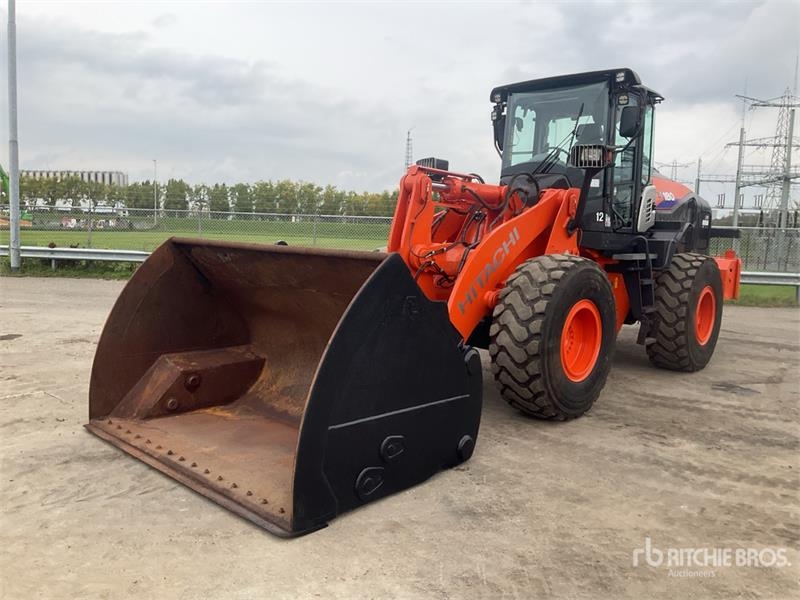 Chargeuse sur pneus Hitachi ZW180-6 Wheel — occasion 2019, 8 928 h