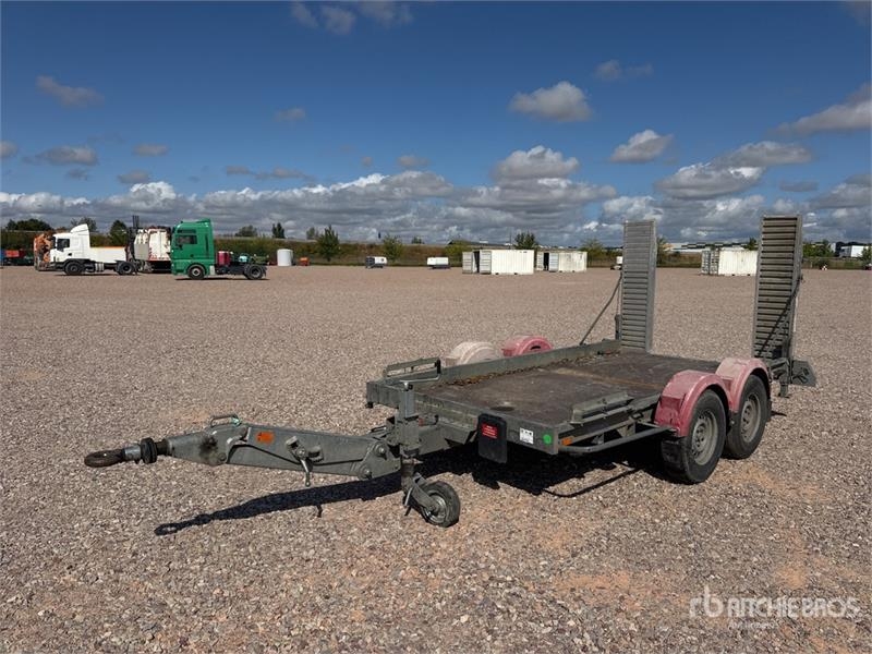 Hubiere TPG352R Remorque 2 Essieux T/A Equipment Trailer
