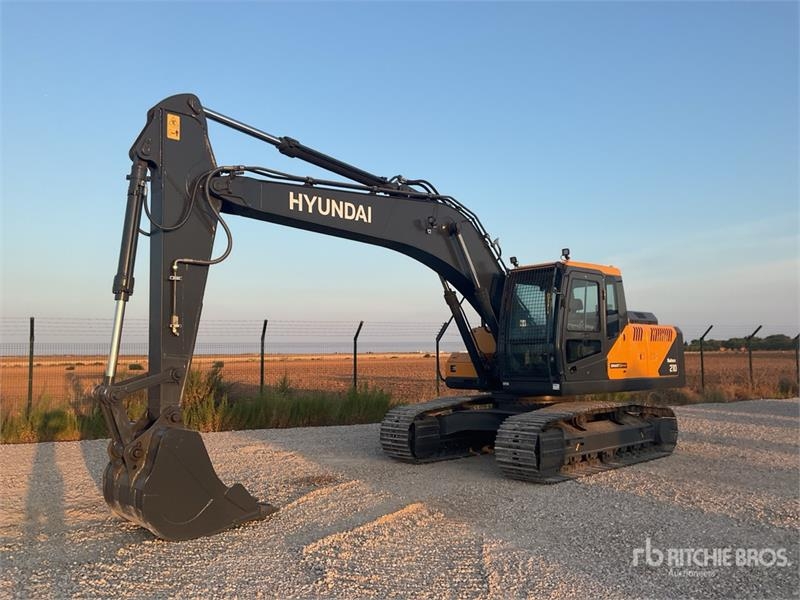 Hyundai R210