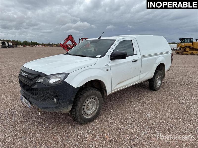 Fourgon utilitaire Isuzu D-Max — occasion 2025