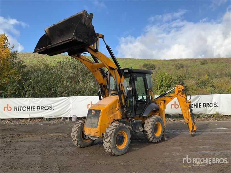 Tractopelle JCB 2CX Streetmaster 4x4x4 Backhoe — occasion 2014, 5 161 h