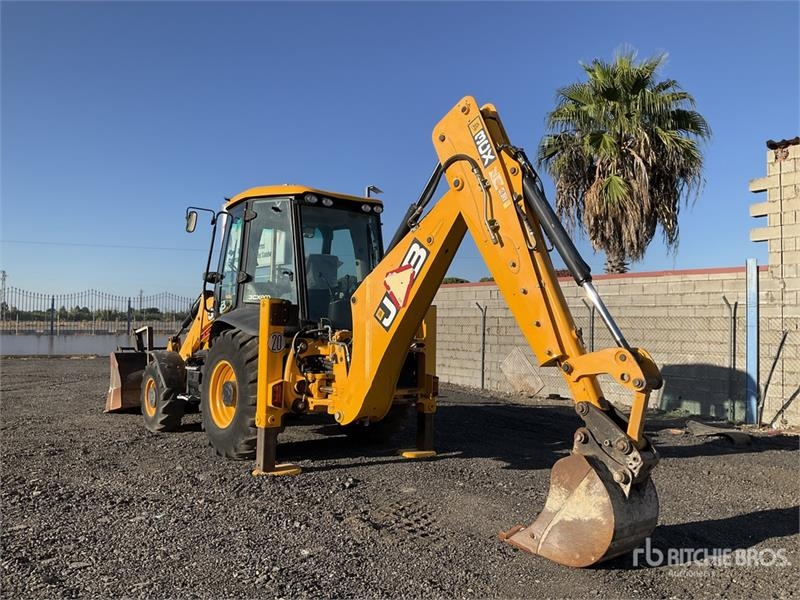 Tractopelle JCB 3CX 14MFNM 4x4 Backhoe — occasion 2018, 5 162 h