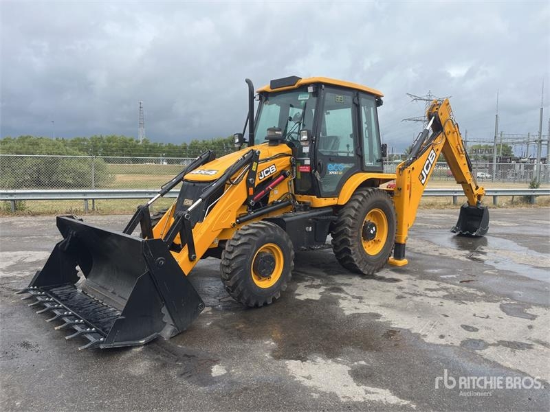 JCB 3DX