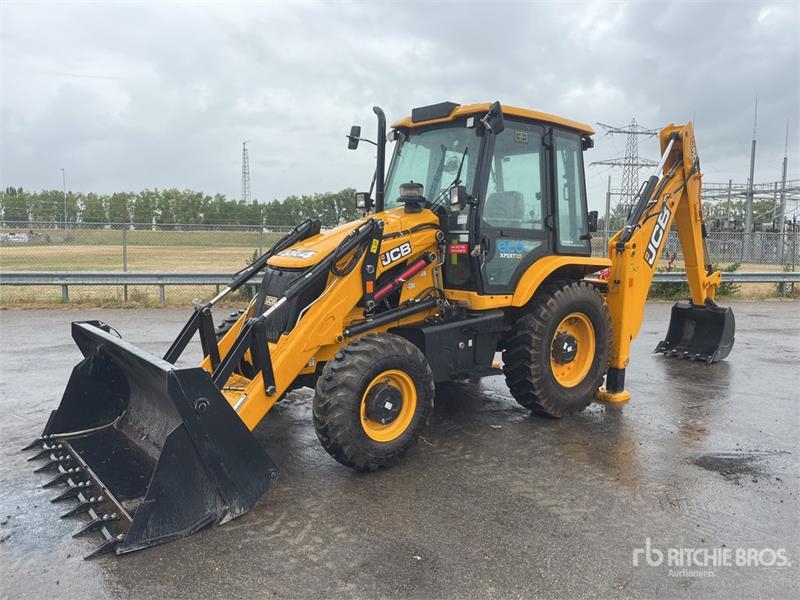 JCB 3DX