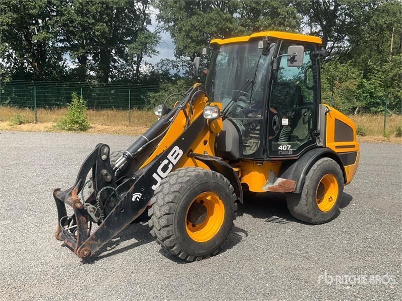 Chargeuse sur pneus JCB 407 — occasion, 4 091 h