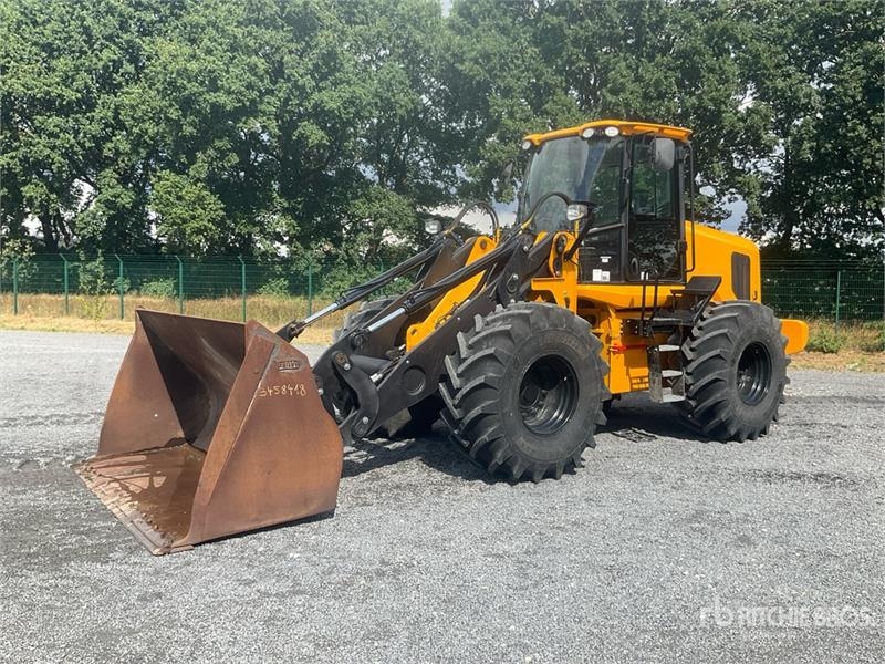JCB 427 HT AGRI