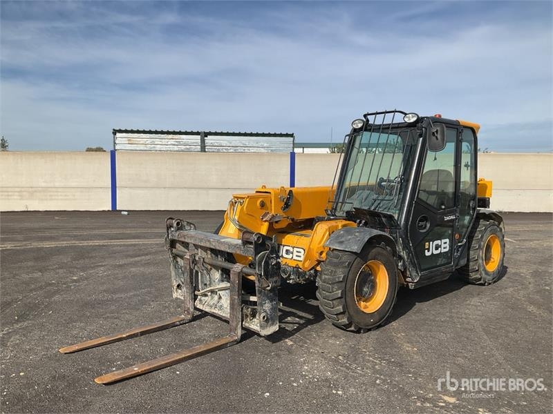 Chariot télescopique JCB 525-60T4 — occasion 2017, 3 337 h