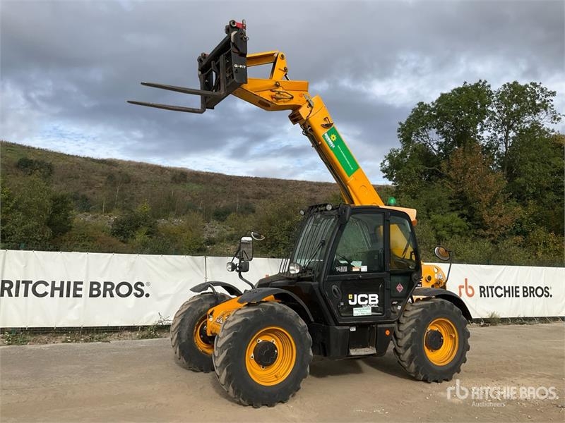 Chariot télescopique JCB 531-70 — occasion 2017, 2 303 h