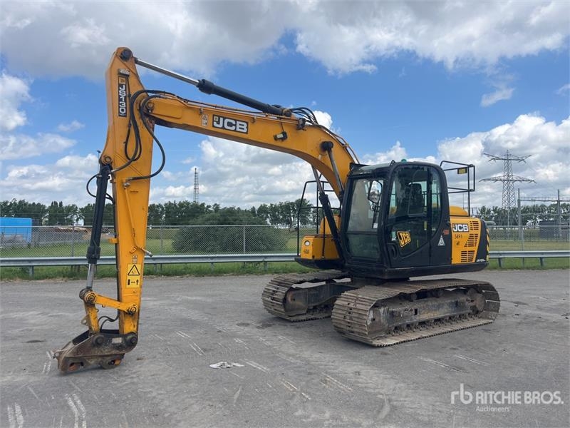 JCB JS130LC