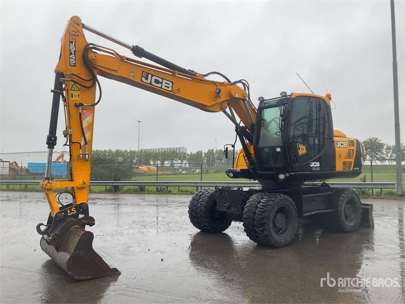 Pelle sur pneus JCB JS145W+ Wheel — occasion 2017, 9 772 h