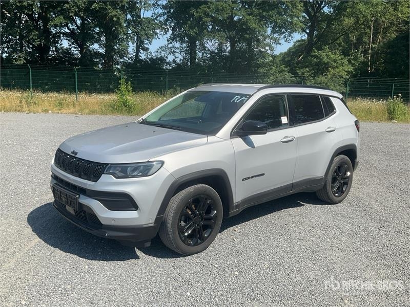 Jeep Compass 1.3 96 KW Night Eagle