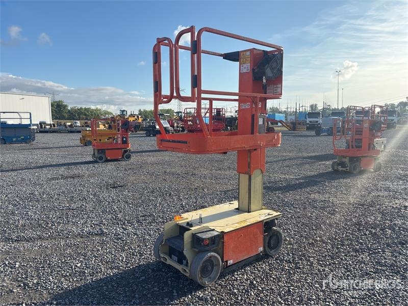 Nacelle à mât vertical JLG 1230ES — occasion 2013, 859 h