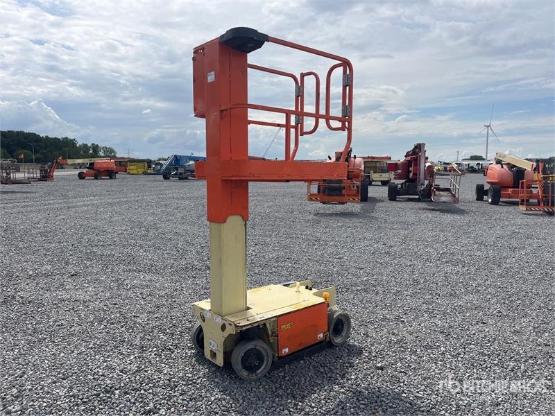 JLG 1230ES