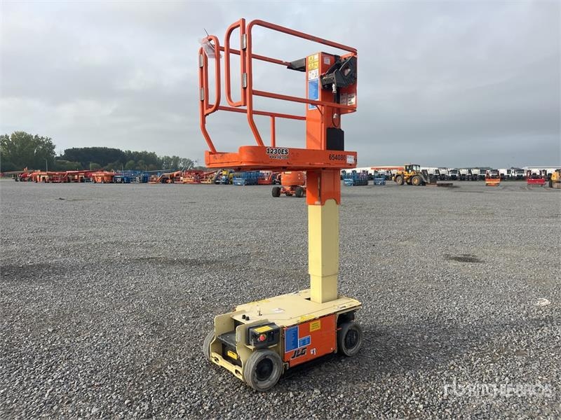 Nacelle à mât vertical JLG 1230ES Vertical Mast — occasion 2016, 283 h