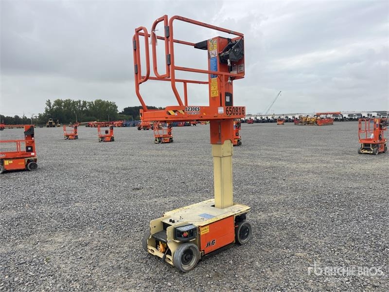 Nacelle à mât vertical JLG 1230ES Vertical Mast — occasion 2016, 306 h