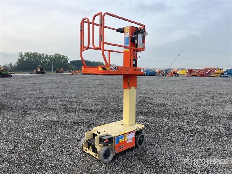 Nacelle à mât vertical JLG 1230ES Vertical Mast — occasion 2016, 460 h