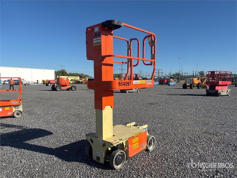 Nacelle à mât vertical JLG 1230ES Vertical Mast — occasion 2016, 348 h