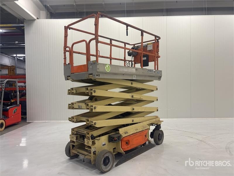 JLG 2646ES