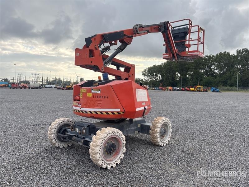 JLG 340AJ