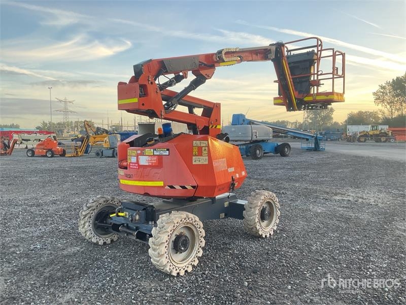 Nacelle articulée JLG 340AJ 4WD Diesel — occasion 2015, 1 824 h